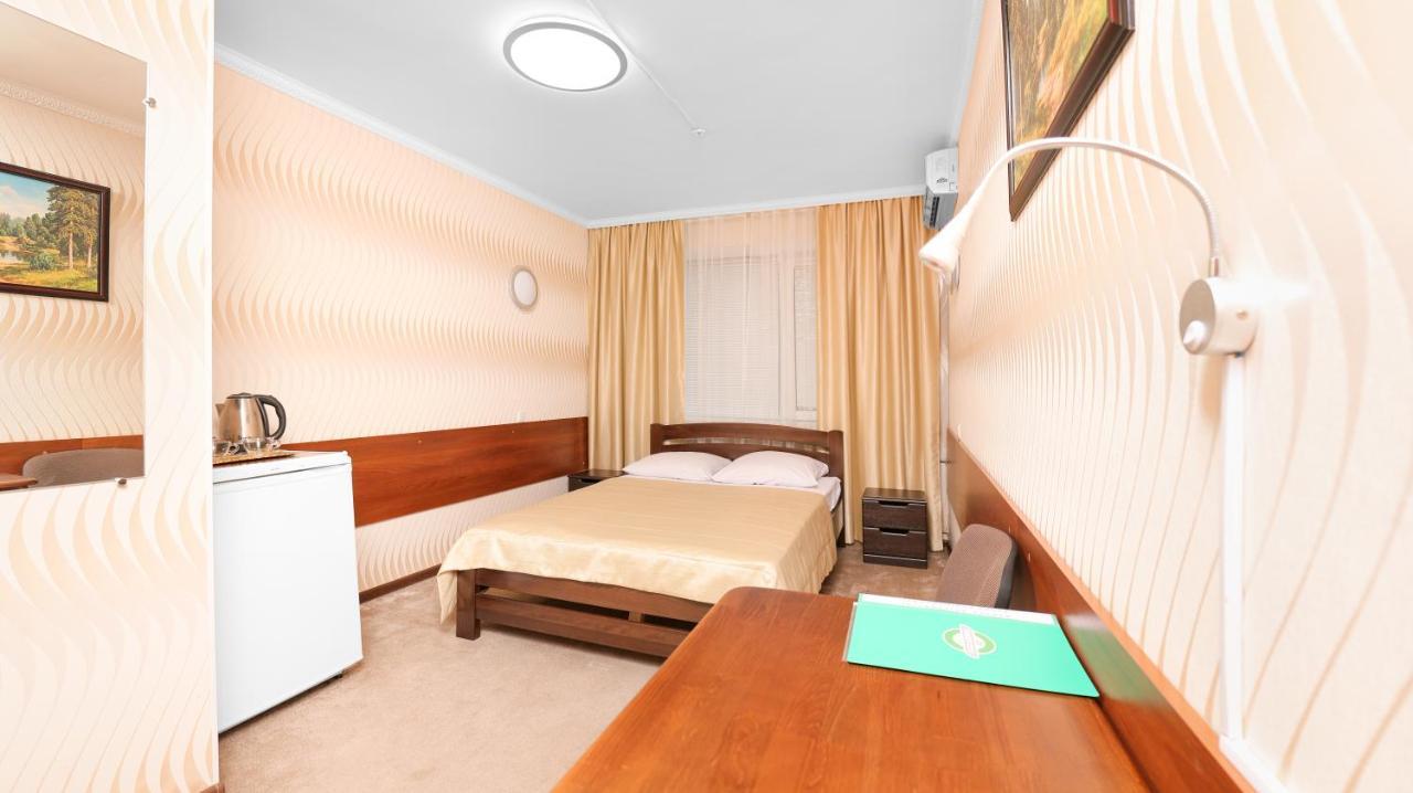 Green City Hotel نيكولايف المظهر الخارجي الصورة